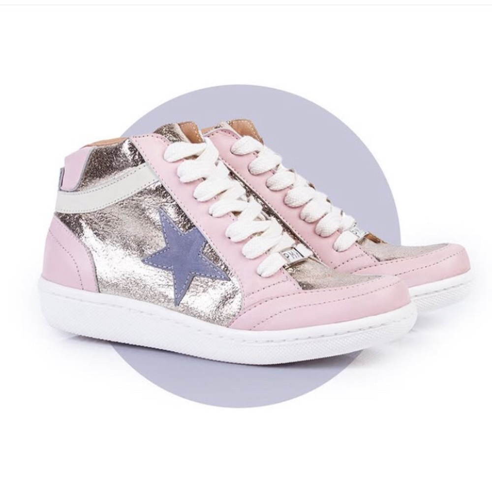 NWT 6.5 Genuine Leather Sneakers